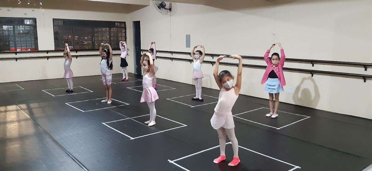 Momentos 2020 - Espetáculo Escola de Dança Carol Aleixo Londrina