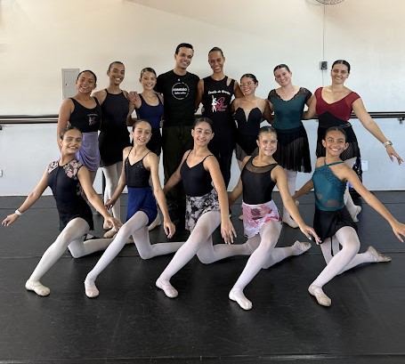 Aula de Ballet Clássico - Escola de Dança Carol Aleixo Londrina