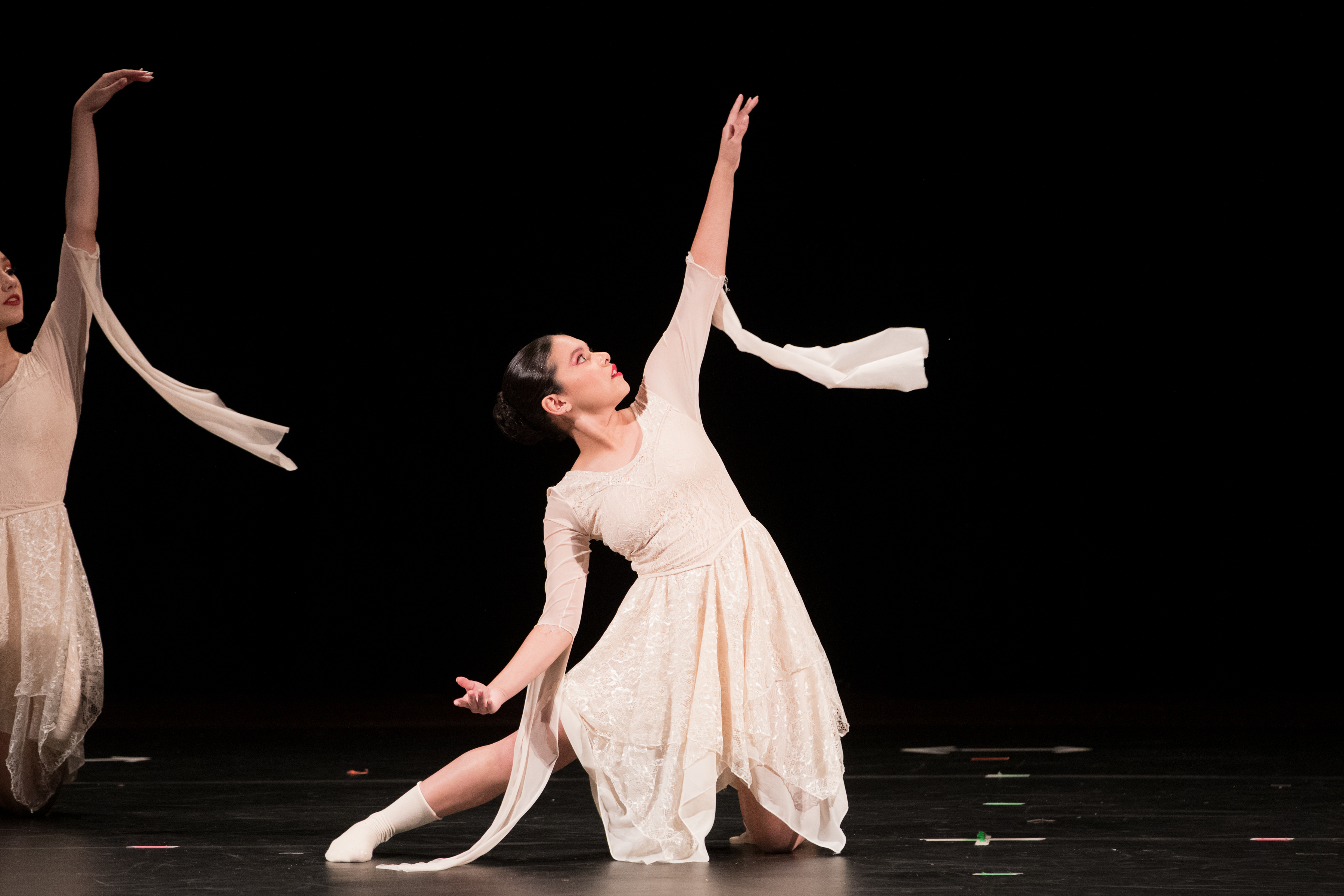 Aula de Dança Contemporânea - Escola de Dança Carol Aleixo Londrina